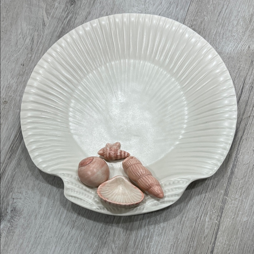 Fitz and Floyd Seashell Plate